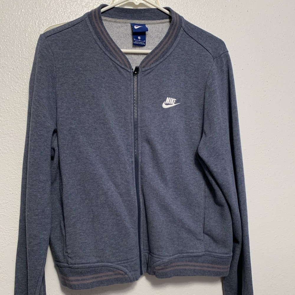 Nike sweater